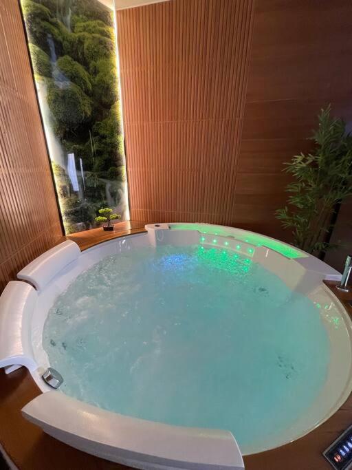 Esprit Bali ....Love Spa, Sauna De Luxe A Mulhouse Exterior photo